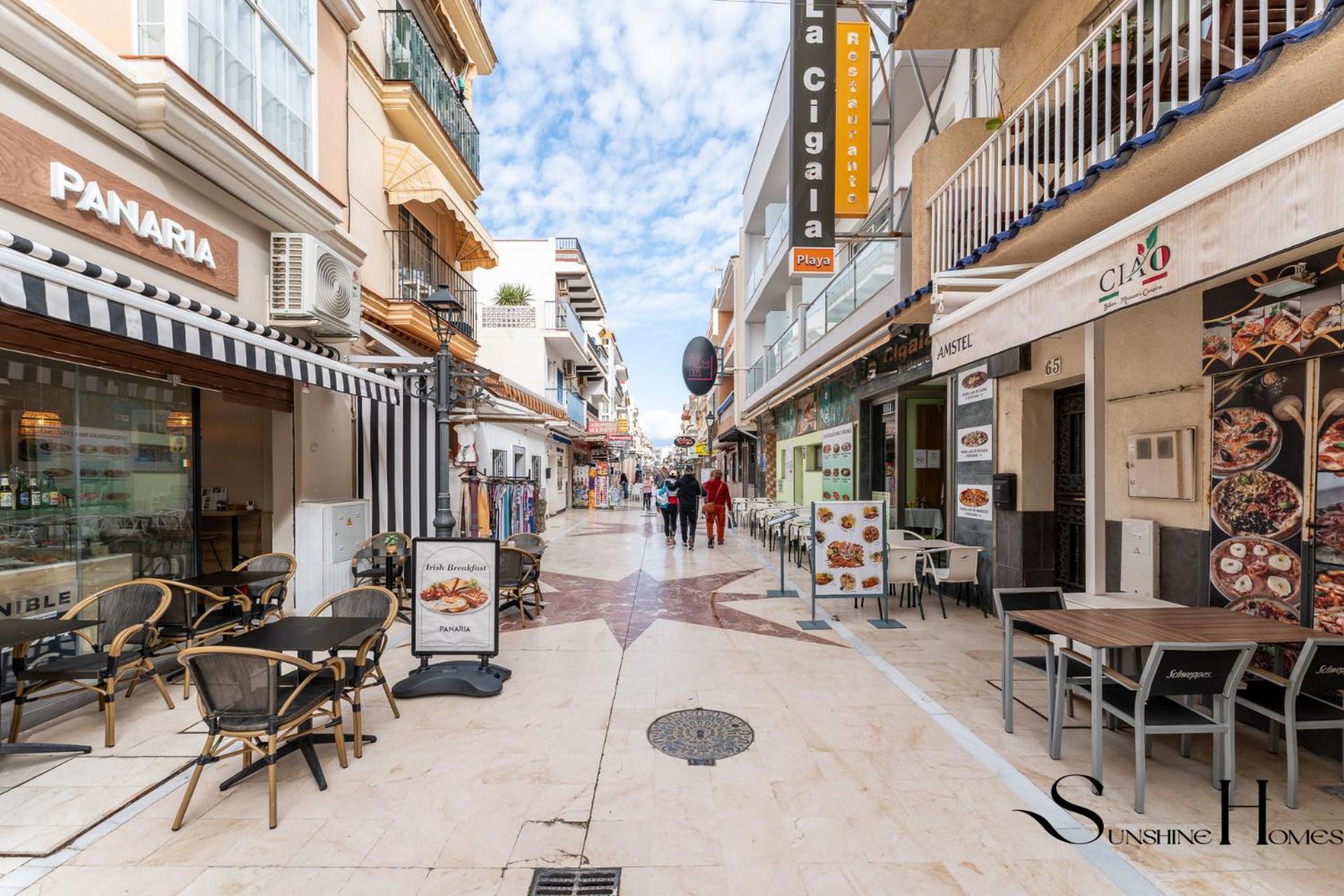 50 Meters From The Beach, 1 Bedroom With Parking Torremolinos Exterior photo