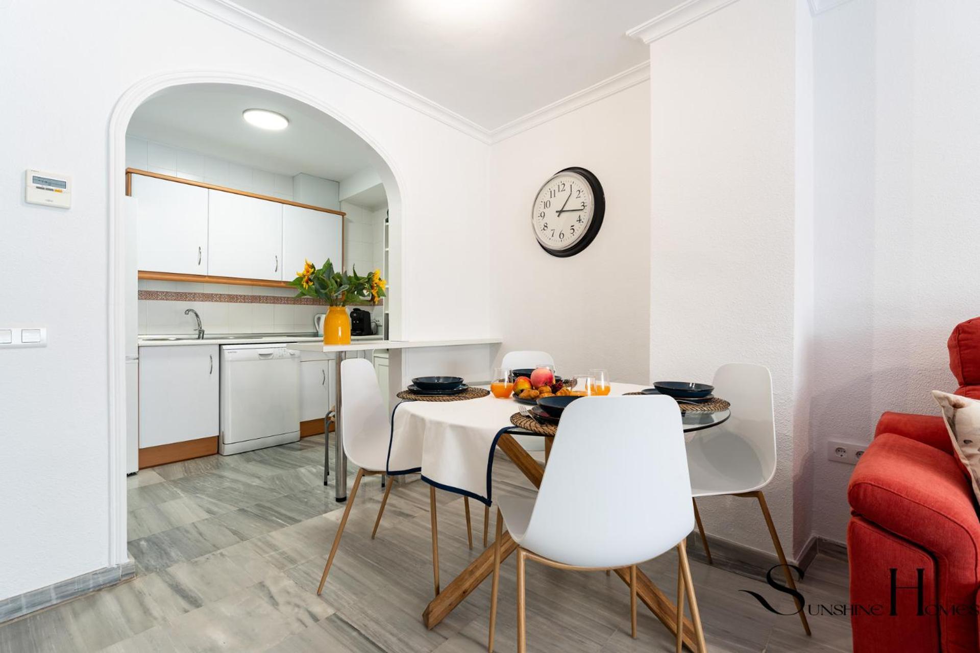 50 Meters From The Beach, 1 Bedroom With Parking Torremolinos Exterior photo